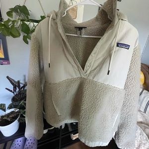 patagonia hoodie ‼️SOLD‼️